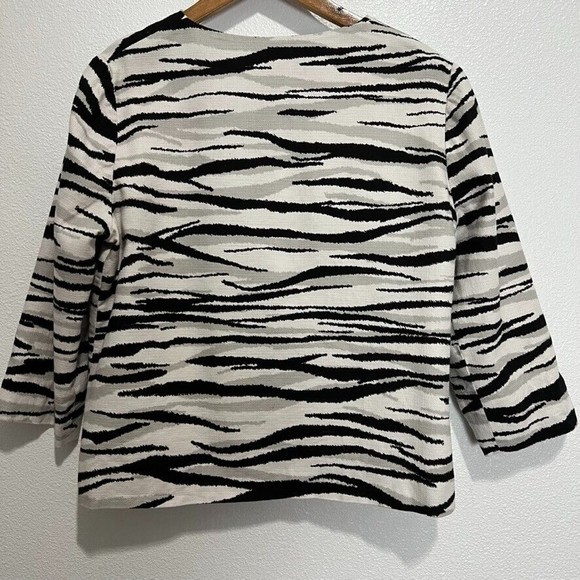 CHICO'S Open Jacket light Suit Blazer W/ Lining Top Jungle Print animal Sz 1 S - Picture 9 of 16